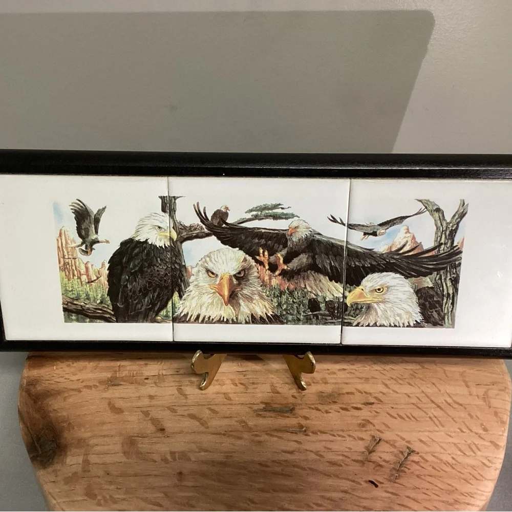 🔵 Vintage - Ceramic Tile & Wood Crafted Eagle Themed Trivet / Decor - Like New - Picture 2 of 11